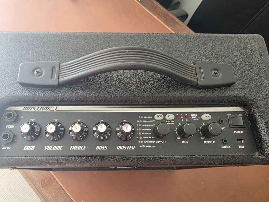 Fender Mustang I