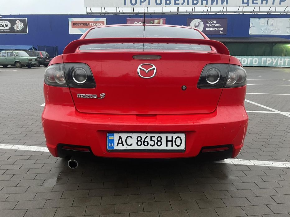 Mazda          3