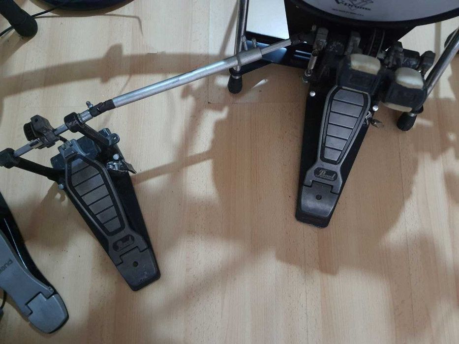 Bateria eletrónica V-Drums Roland TD-10 – Profissional - Expandido com TDW-1 + Peles Mesh + Misturadora Peavey + Pedal Duplo de Bumbo