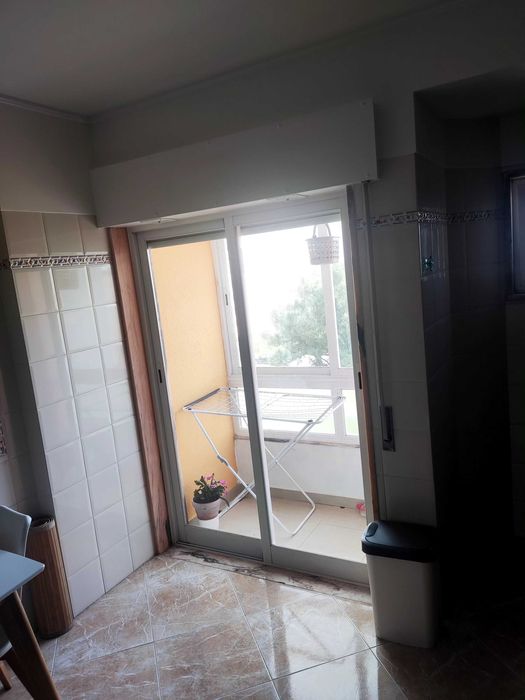 5 Quartos em Corroios