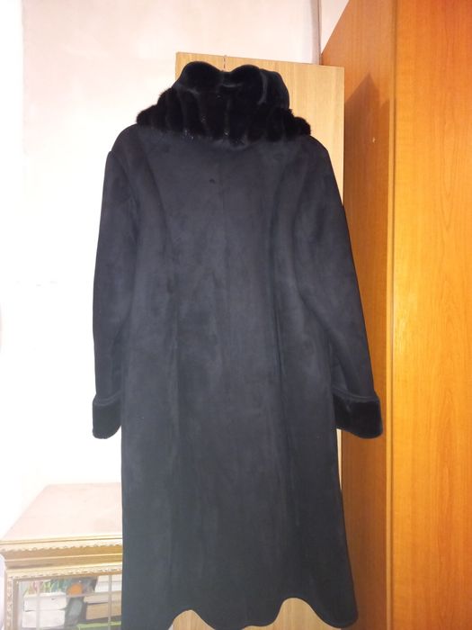 Дублянка з хутром норки та капюшоном