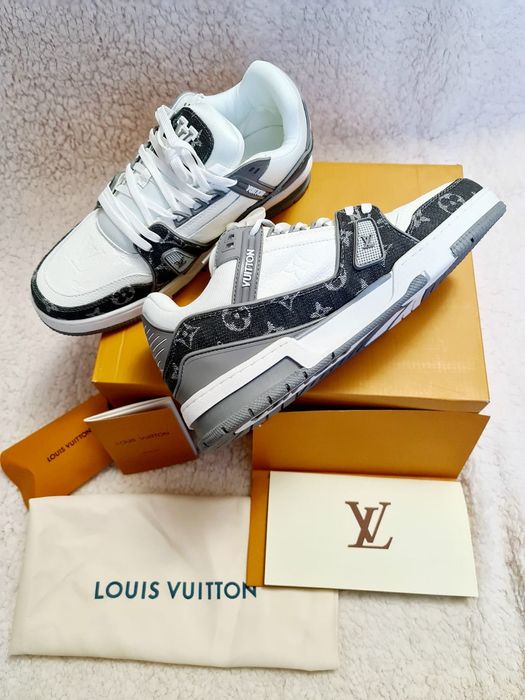 Louis Vuitton LV Arch Light sneaker