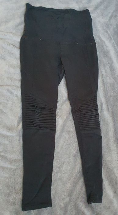 Ubrania ciążowe (spodnie, spodenki, bluza)