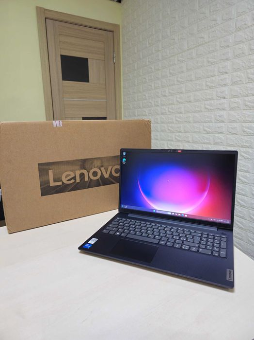 Ноутбук LENOVO V15 G3|AP 15.6" Intel Core i5-1235U/DDR4 8Gb/SSD 256Gb