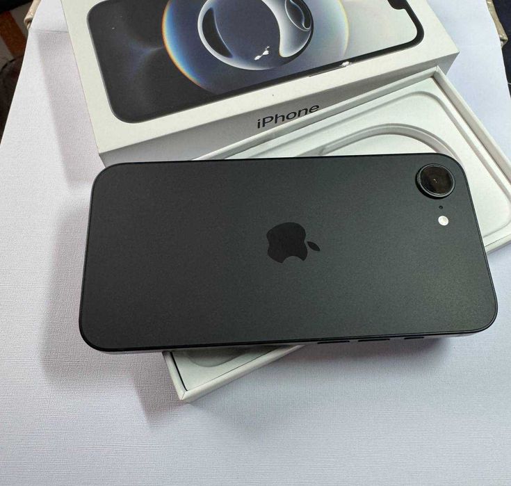 IPhone 16E 128 Gb Esim стан нового