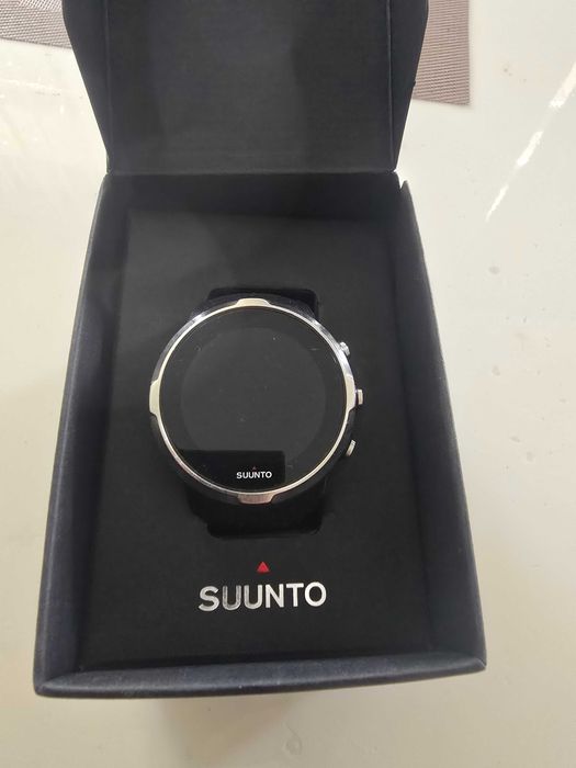 Смарт-годинник Suunto Spartan Sport