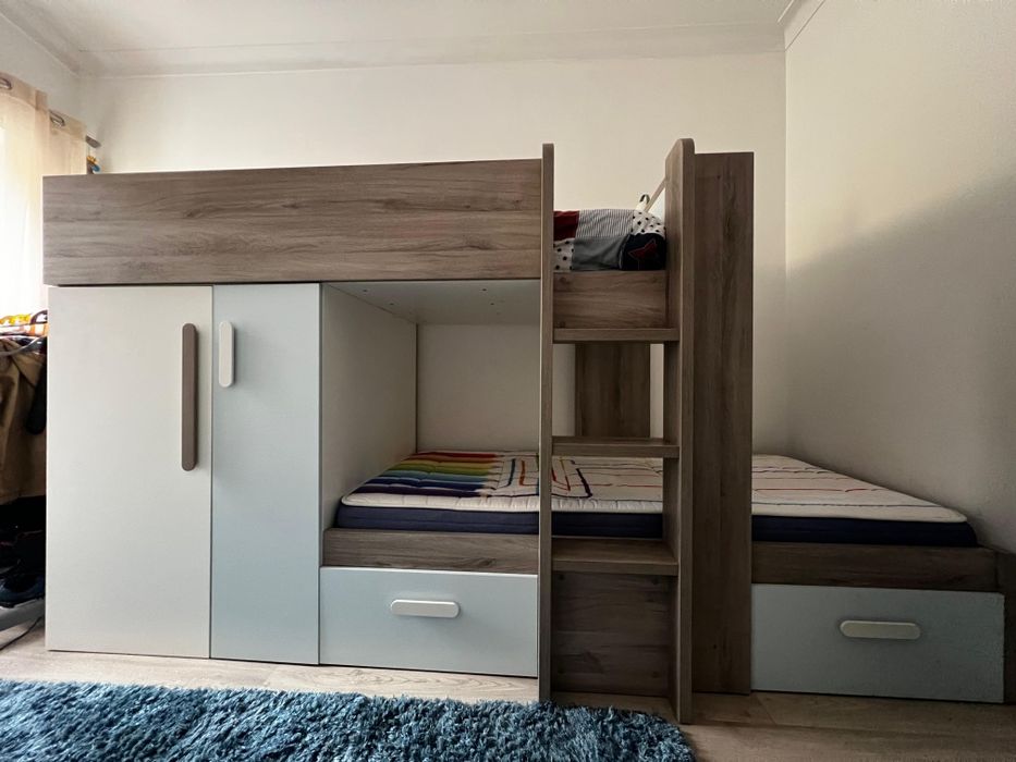 Beliche com roupeiro