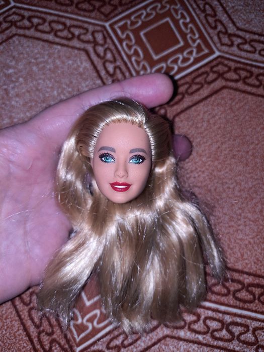 Голова, запчастини до ляльки барбі