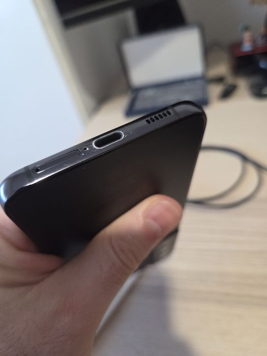 Samsung S22 + 256GB