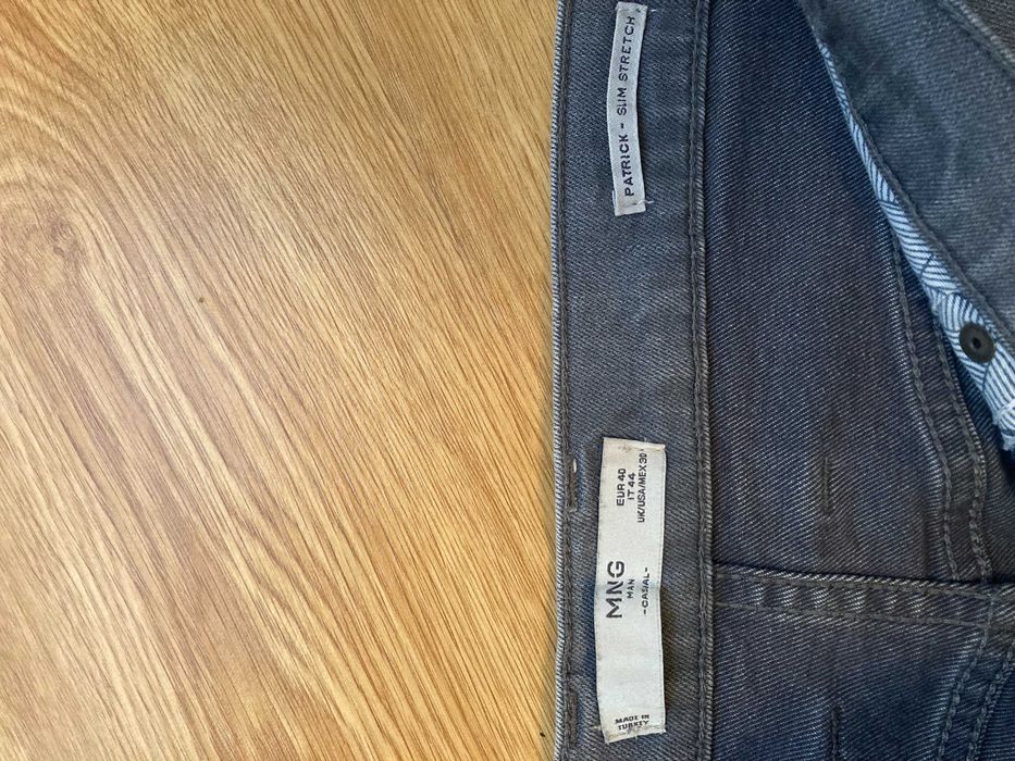 Фірмові джинси іспанського бренду Mango в хорошому стані.