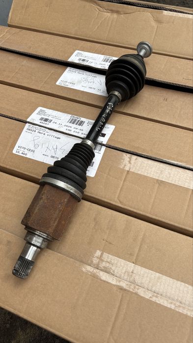 Передня ліва піввісь бмв F30 F32 F36 b58 дивгун