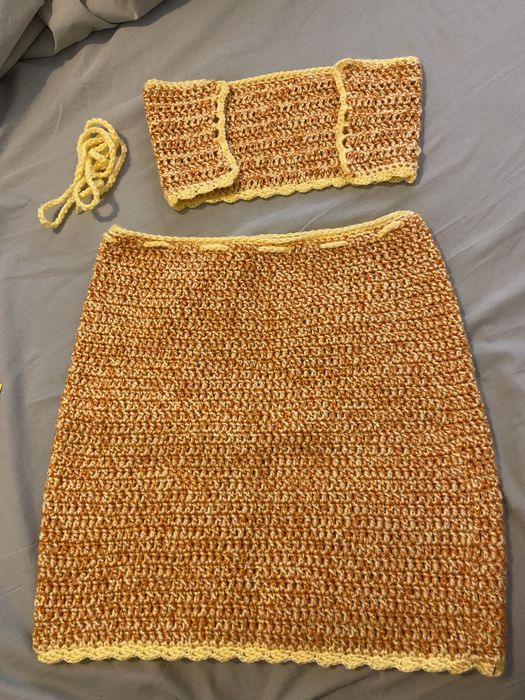 Conjunto em crochê Top + Saia + Faixa