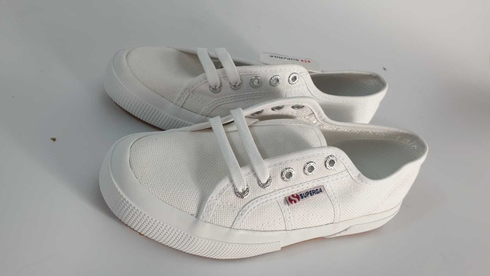 SUPERGA trampki  biale   SZNUROWANE NISKIE UNISEKS rozmiar  37