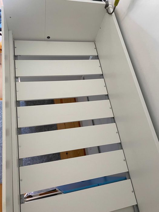 Cama alta IKEA Smastad