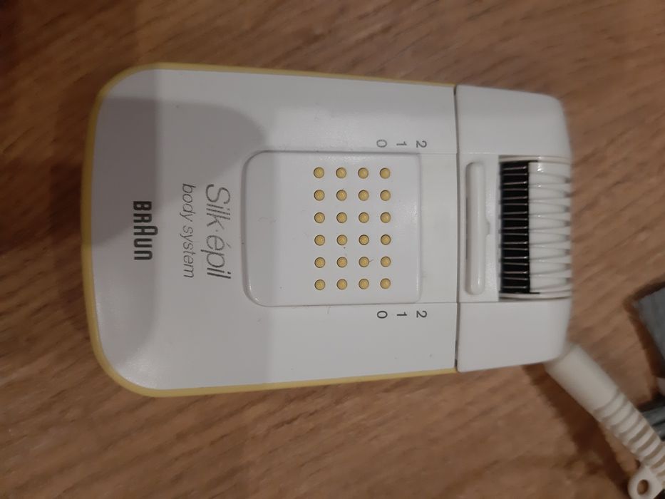 Depilator Braun z golarką