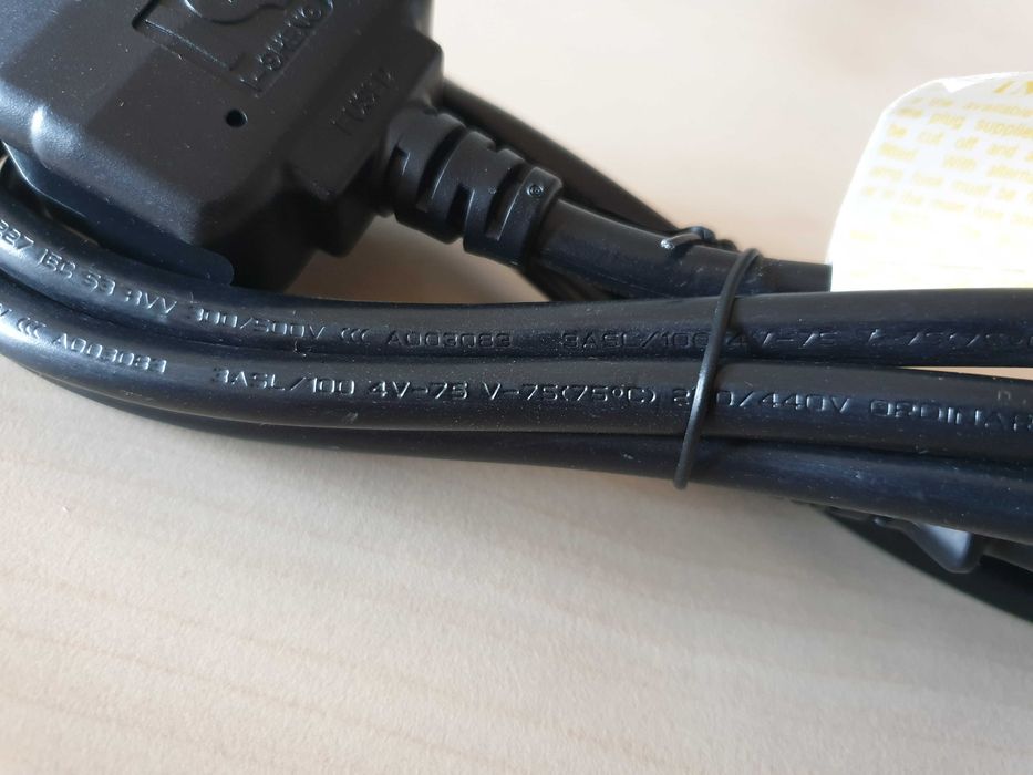 Kabel zasilający I-SHENG UK 10A SP-62