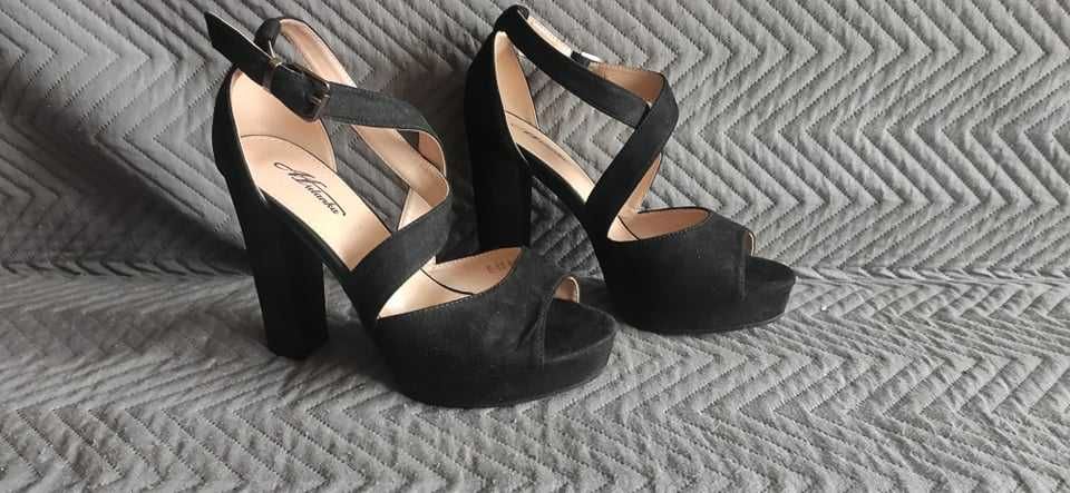 Koturny czarne roz. 37