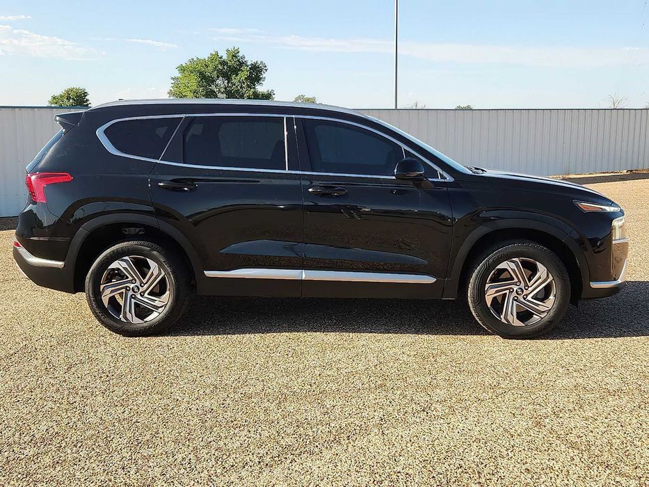 Hyundai Santa Fe      2021