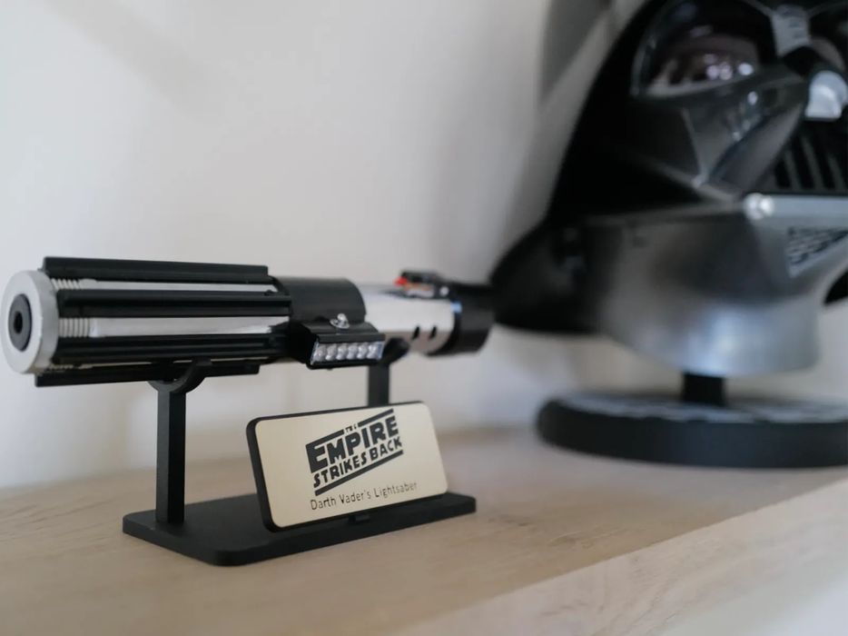 Lightsaber Display Stand (Original Trilogy)