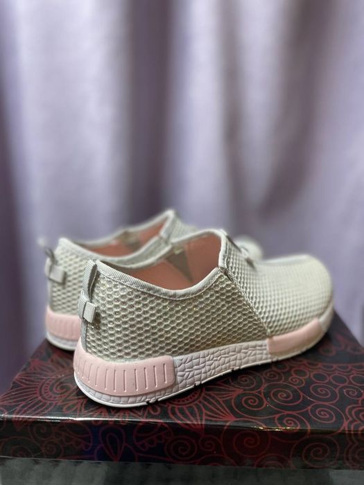 Мокасины новые серебристые