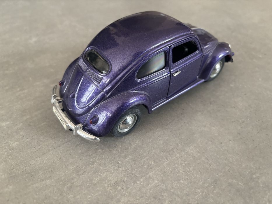Model SunnySide skala 1/24 VW Vokswagen Beetle fiolet