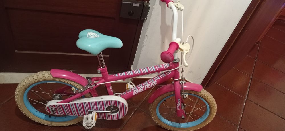Bicicleta Berg para menina