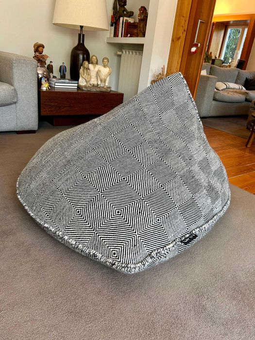 Puff Pêra Contemporâneo Sail GAN