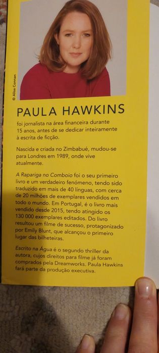 Livro Escrito na Água, Paula Hawkins