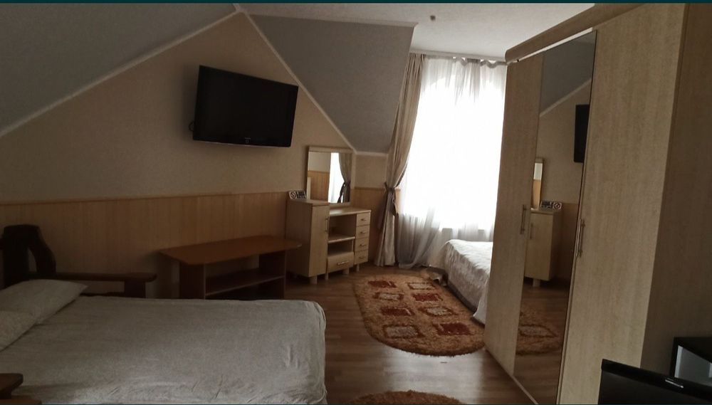 Продається готельно-рестораний комплекс.