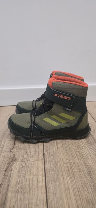 Buty zimowe chlopiece adidas 35