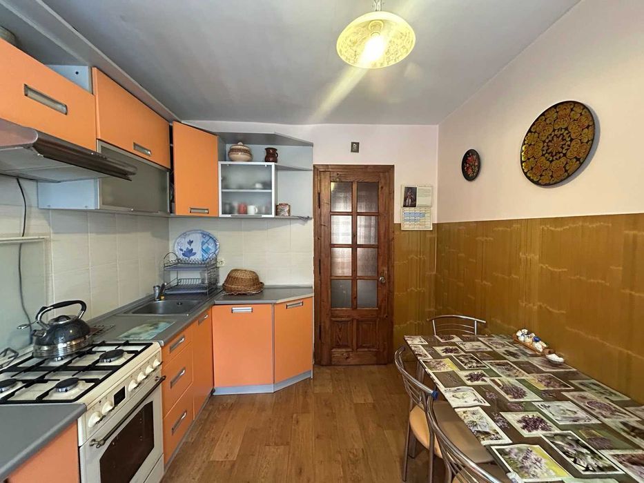 Продаю 3к квартиру м.Яремче