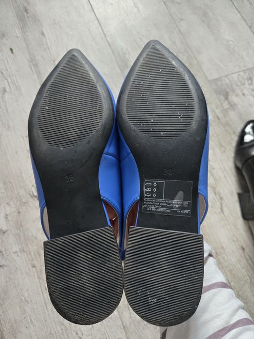 Benetton buty niebieskie 38