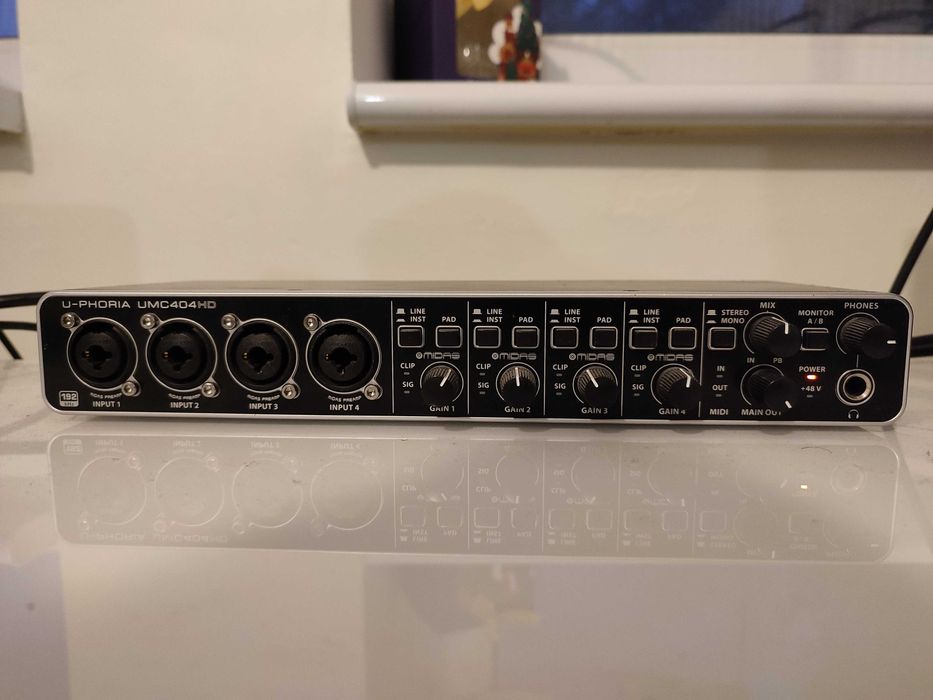 Interfejs audio Behringer UMC404HD