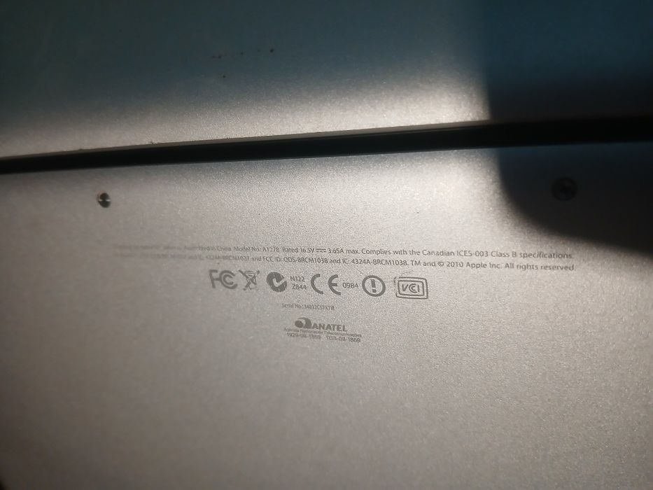 Tenho esse mac da Apple ( para peças) s/ carregador