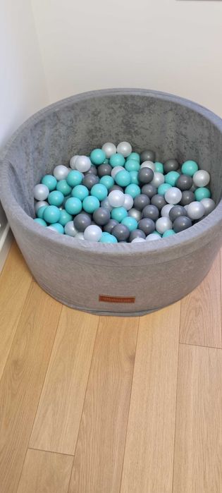 Basen z kulkami dla dzieci