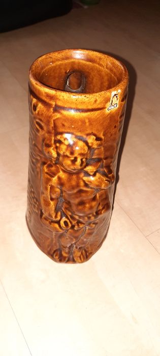 Stary duży kufel