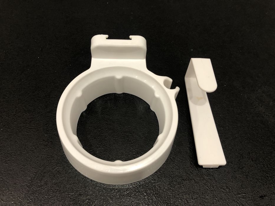 Держатель для фена пластик белый