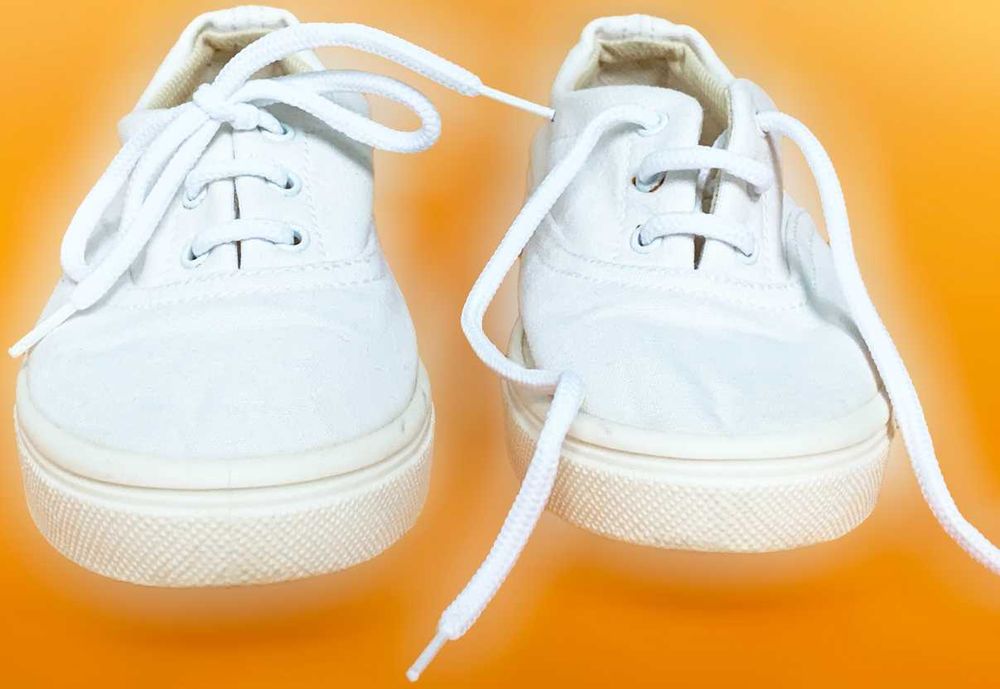 Sapatilhas de Criança em Lona Unissexo Branco, como Novas