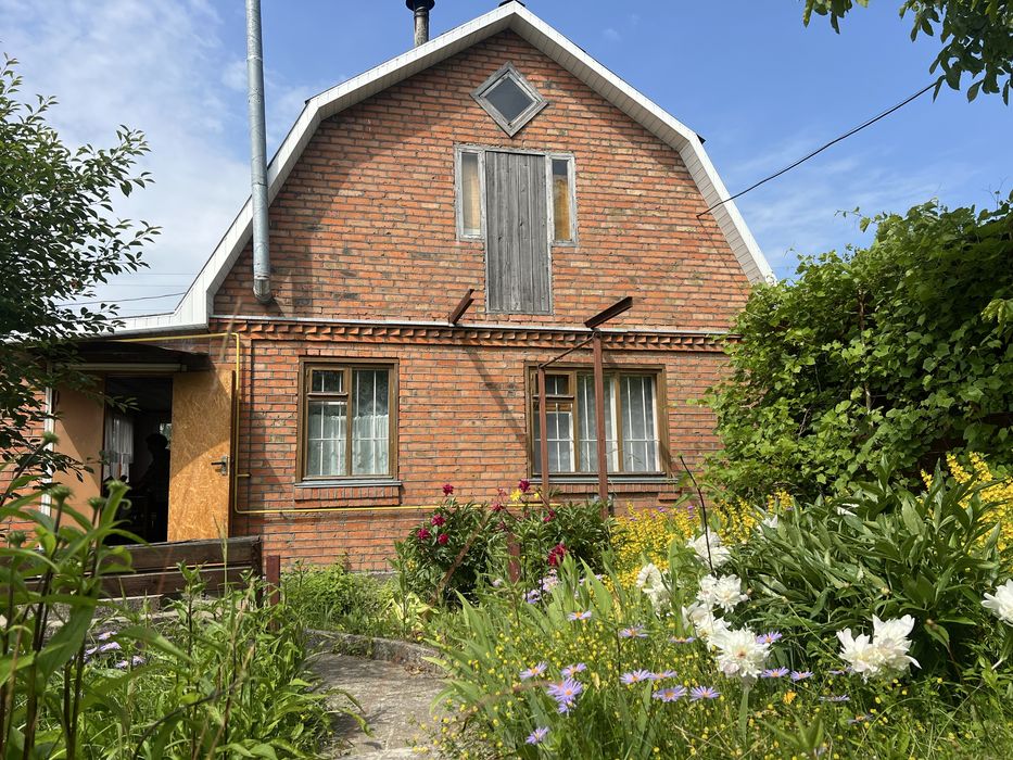 Продається дачний будинок, 10 км від міста