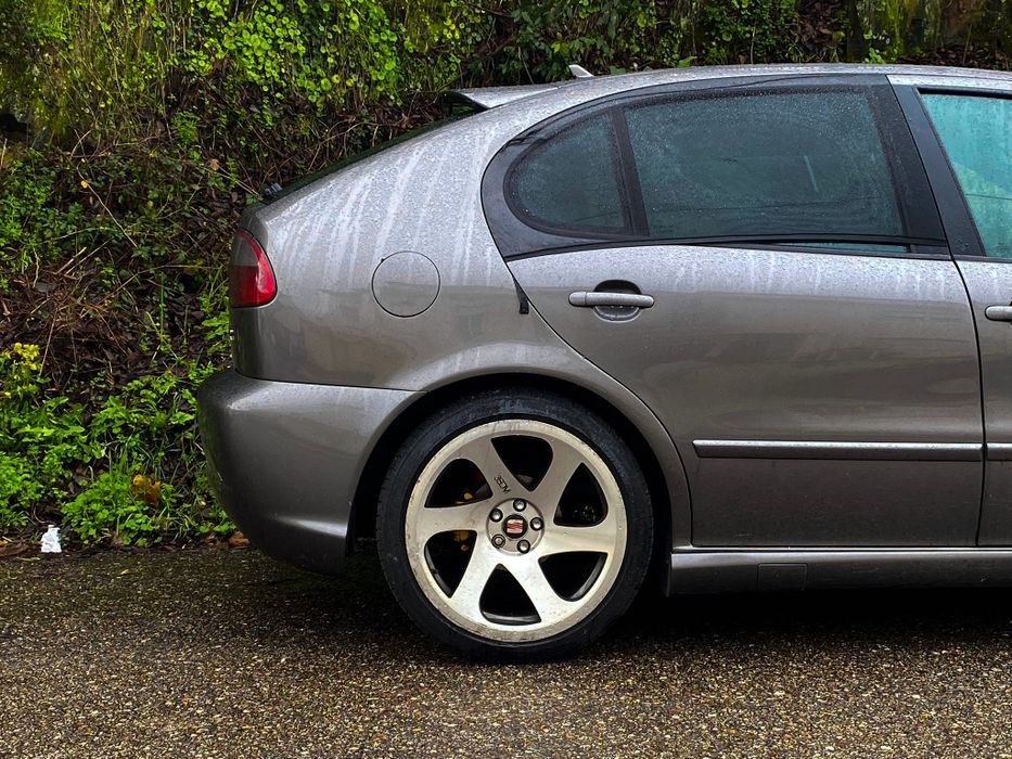 Vendo Seat em ótimo estado