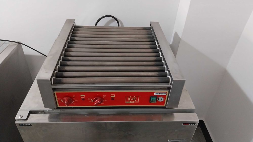 Opiekacz rolkowy do parówek hot dog 14-rolkowy