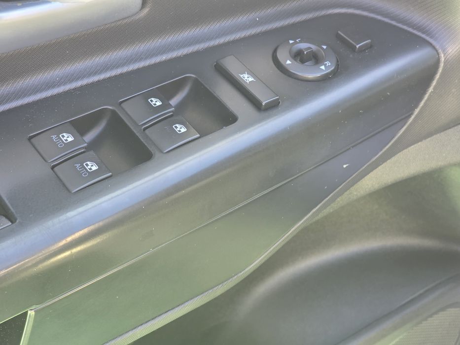 Kia ceed (muito estimáda)