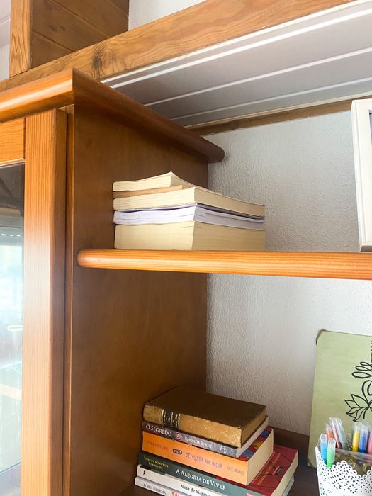 Móvel sala em madeira pinho