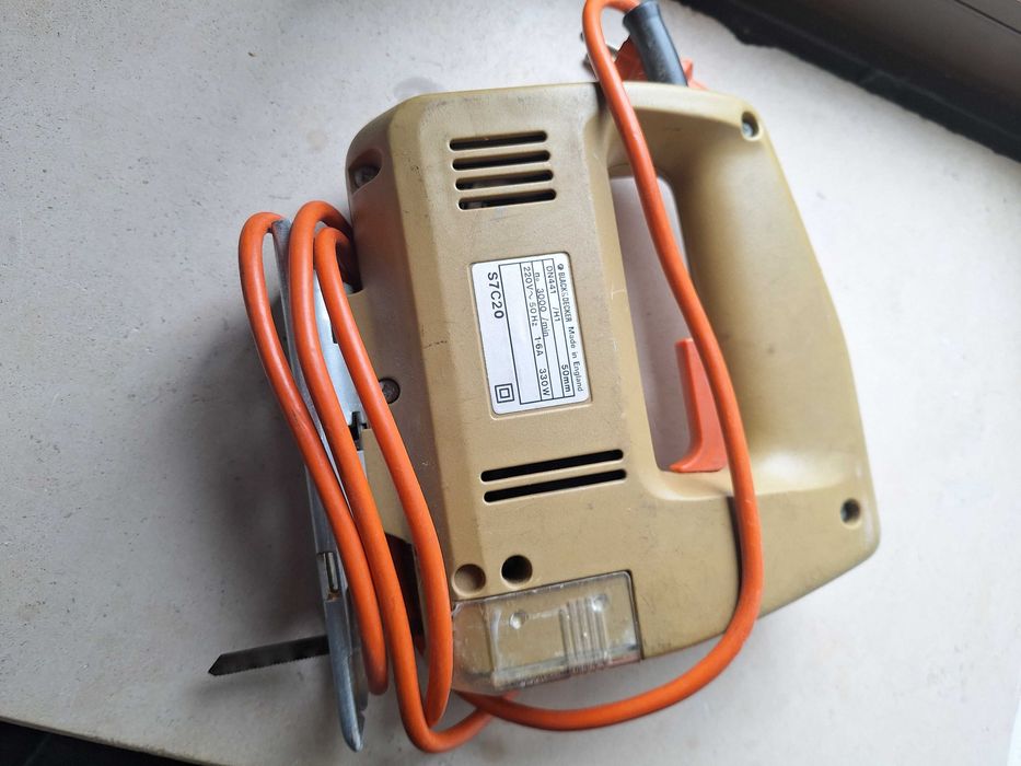 Ferramenta com muitas peças