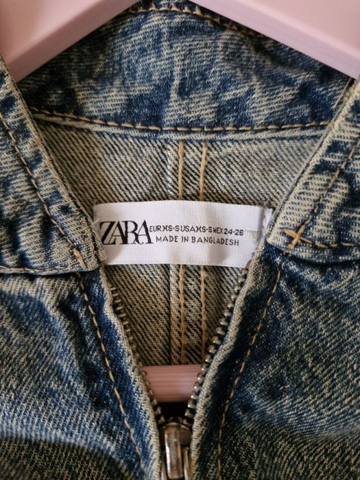 Джинсовий бомбер Zara