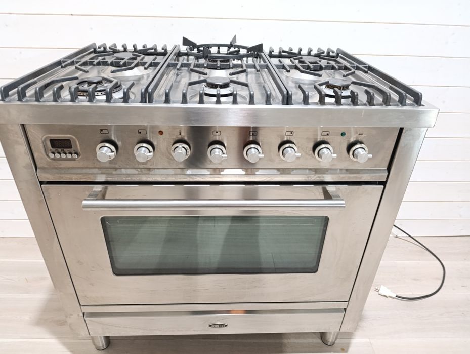 Kuchnia włoska  BORETTI Gaz+piekarnik elektryczny 230V.
