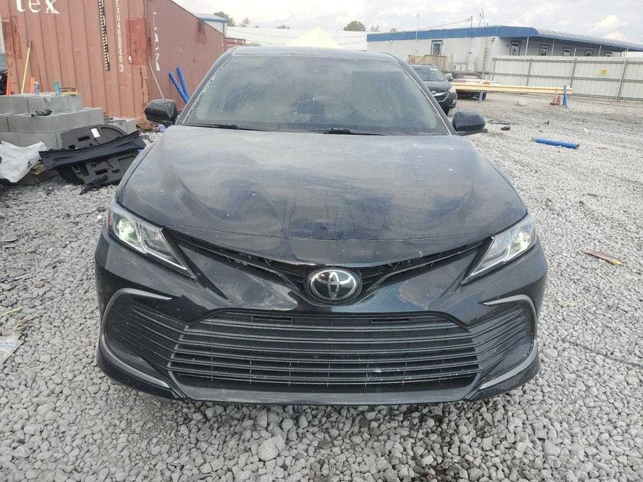 Бампер Toyota Camry Тойота Камри Кемри Четверть Запчастини Camry LE