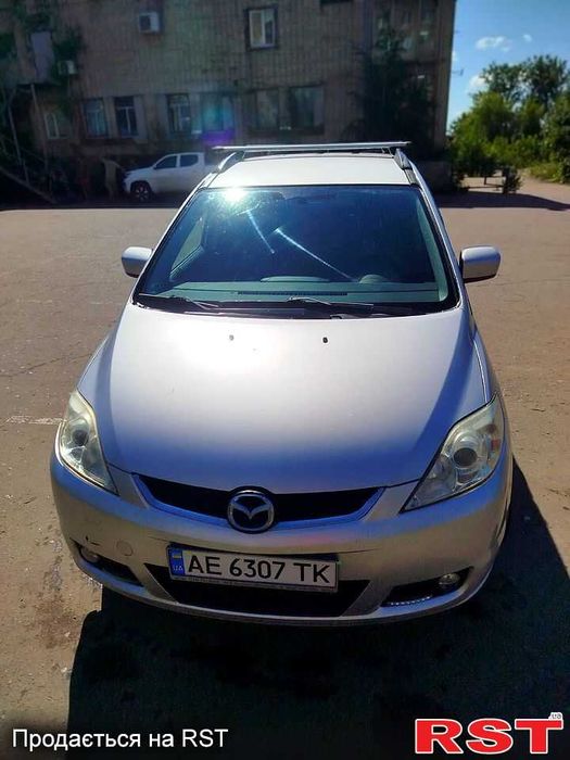 Продам гарний автомобиль Mazda 5