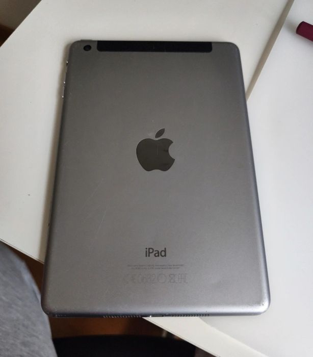 iPad modelo A1600444631602378854401