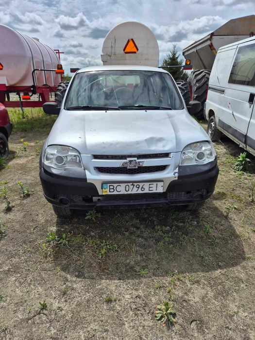Автомобіль CHEVROLET NIVA -21230